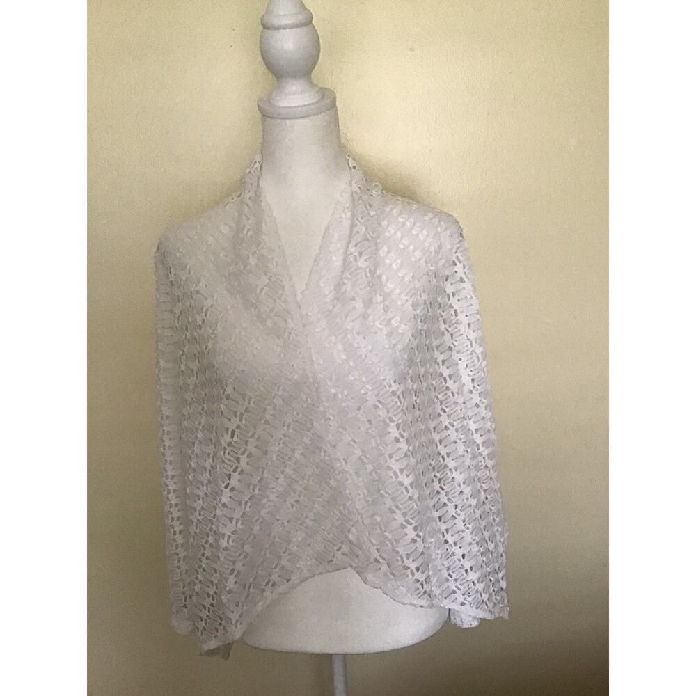 Women's White Cardigan Style Open Jacket Lacey‎ White Covering by Hearts of Palm - Picture 5 of 11
